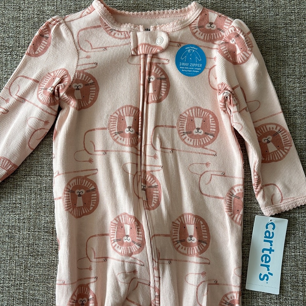 Carter onesie. Footed. Lion print. 6M